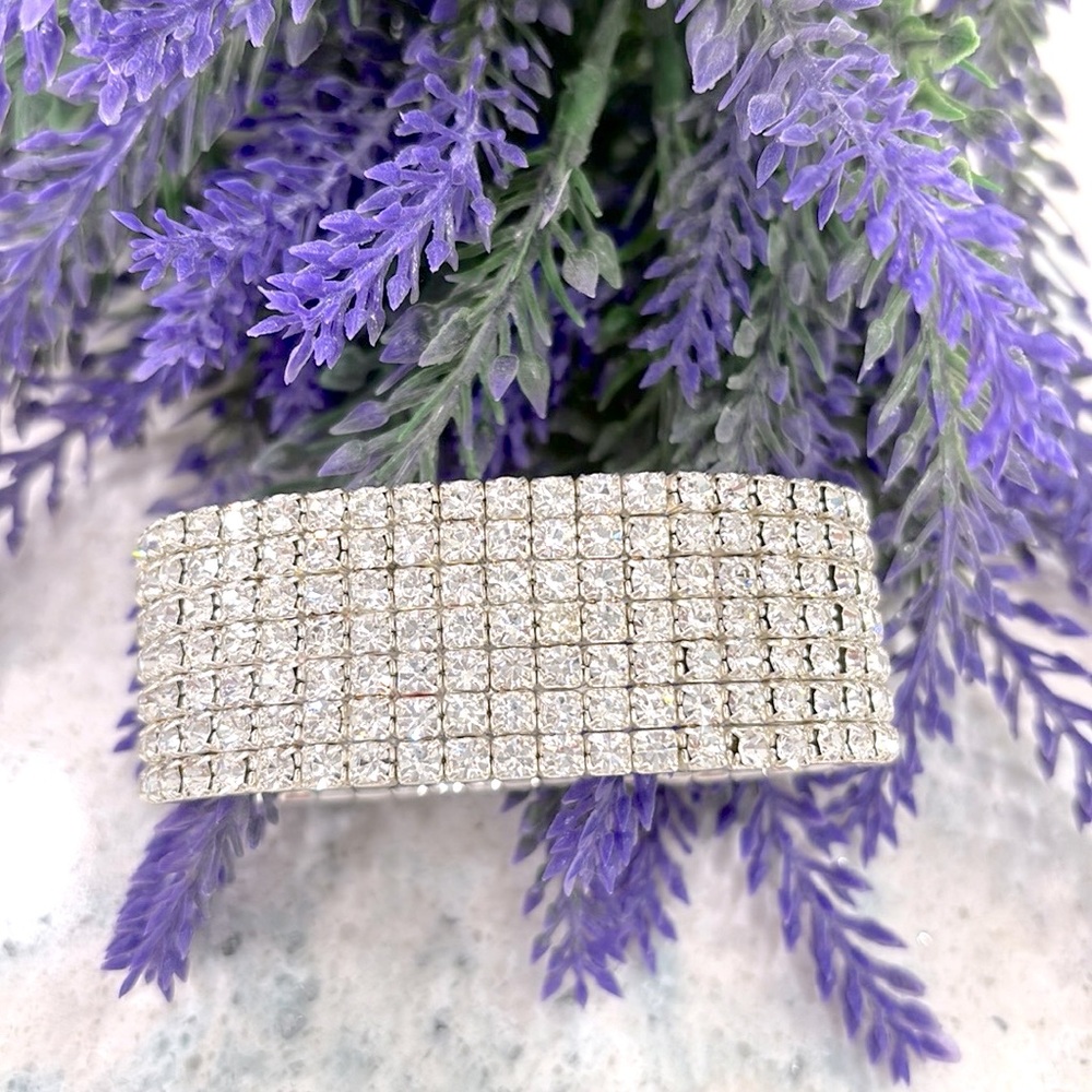Deep channel set rhinestone stretch cuff bracelet